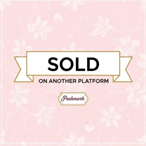 Vera Bradley Handbags - Vera Bradley quilted wallet